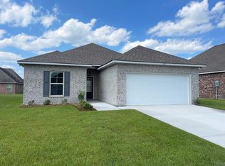 149 Villa Dr, Thibodaux, LA 70301