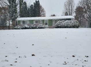 1006 Waupaca St, Fremont, WI 54940