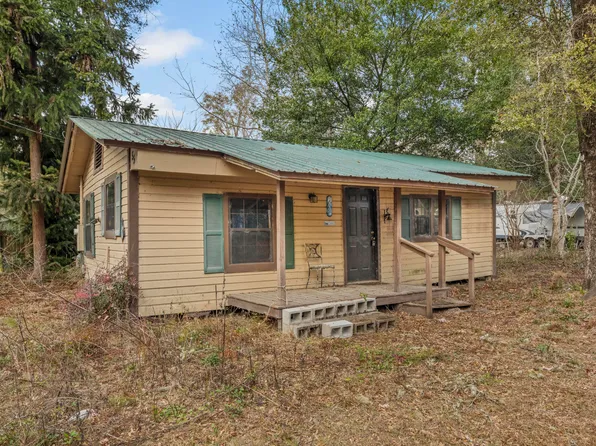 55 Camp Adams Rd, Ponce De Leon, FL 32455