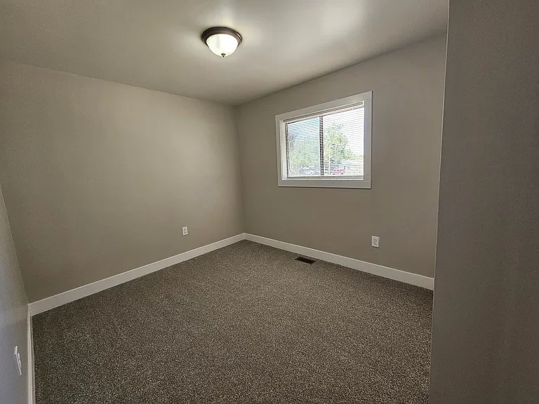 2853 S 9150 W — Photo 9