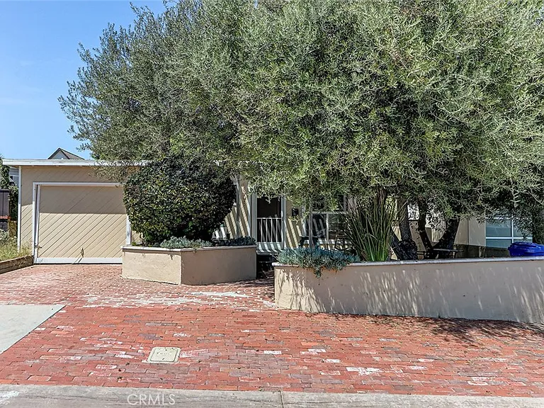 1309 Oak Ave — Photo 3