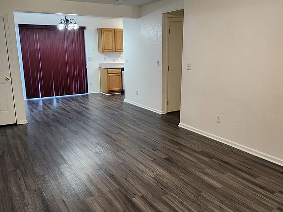 2nd image of 5062 Helena St
