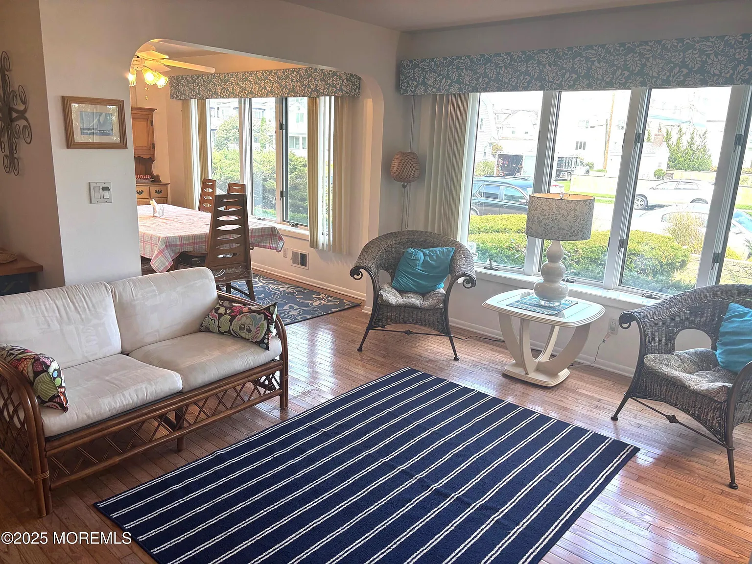 3 bed, 2.5 bath, 2328 sqft, $2,650 — Photo 4