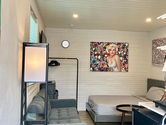 Fully furnished