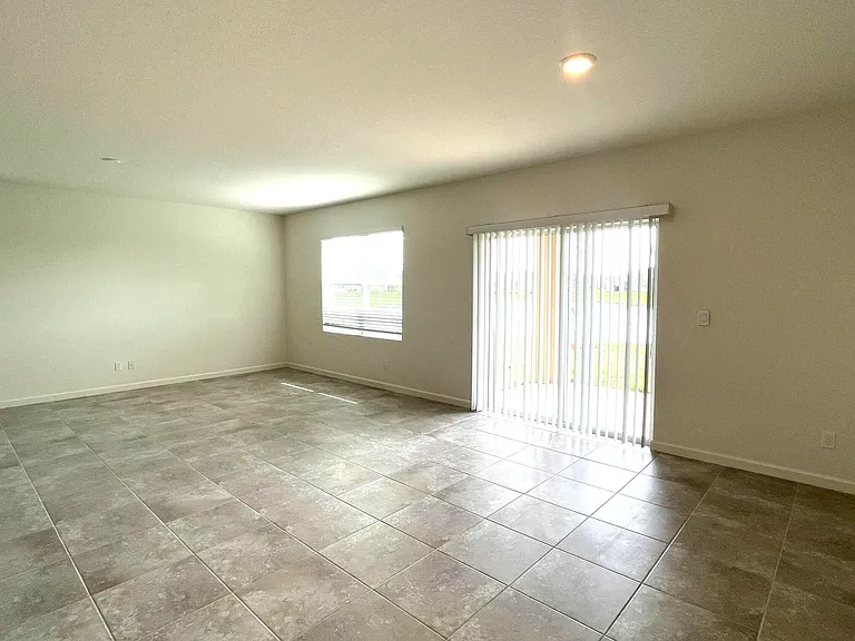 9617 Potomac Dr — Photo 13