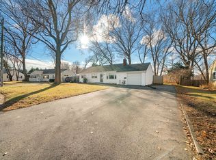 205 George St, Warwick, RI 02888