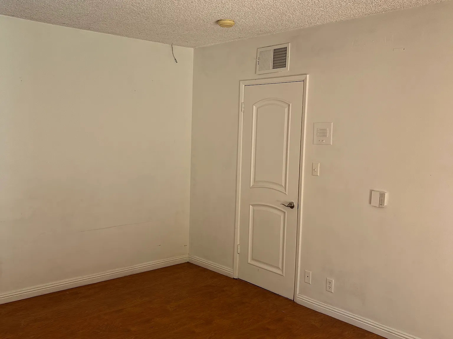 3441 Red Rose Drive — Photo 3