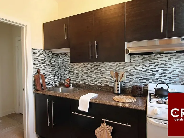 1330 Commonwealth Ave #17 — Photo 4
