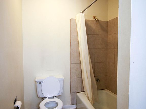 2nd image of 3803 Cherwood Ln #A