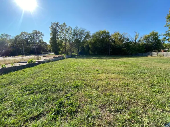 314 S Pine St, Harrison, AR 72601
