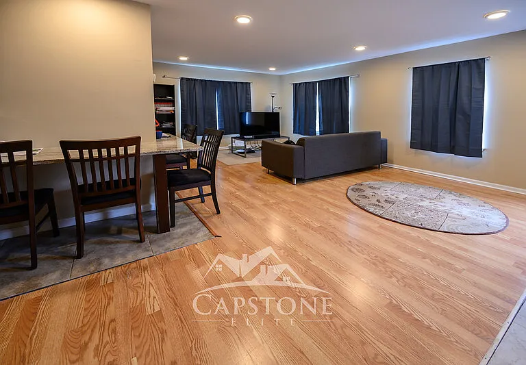 12 Colgate Dr #4 — Photo 2