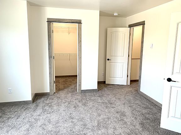 2nd image of 3355 Blackbird Way #1
