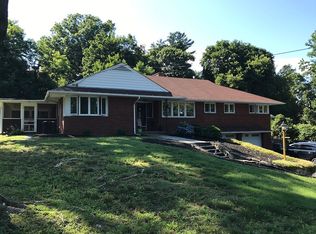 3 Balmville Rd, Newburgh, NY 12550