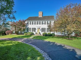 7 Barberry Row, Chester, NJ 07930