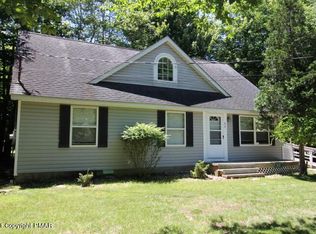 4125 Timber Ln, Tobyhanna, PA