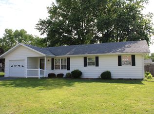 514 Roddy Rd, Salem, IL 62881