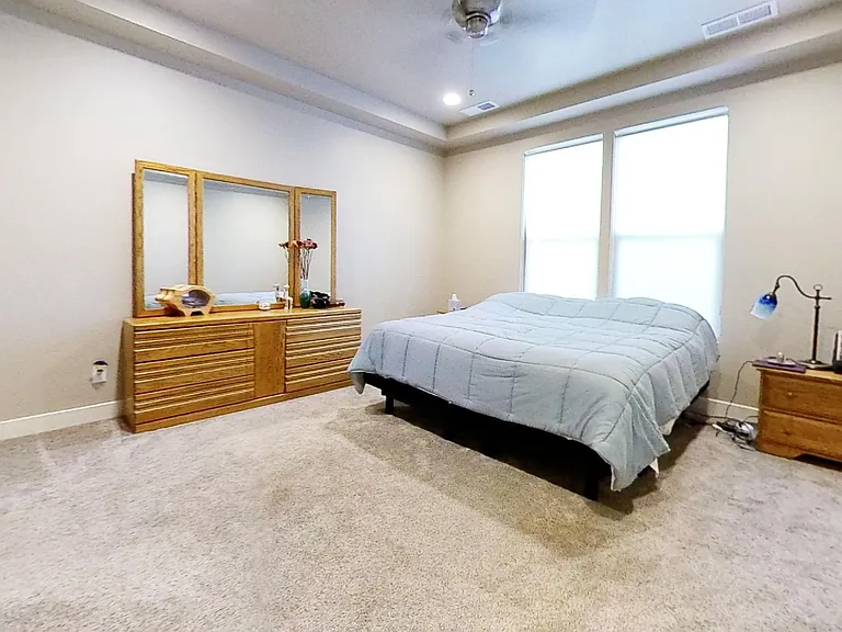 2490 W Zinfandel Dr — Photo 4