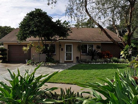 2nd image of 3358 Sassafras Ct