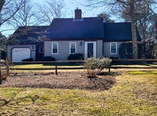 80 Cliff Pond Rd, Brewster, MA 02631