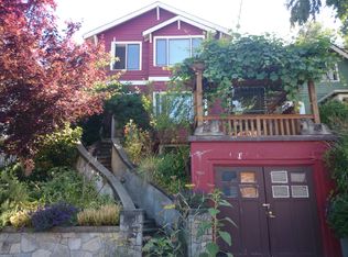 5566 Canfield Pl N, Seattle, WA 98103