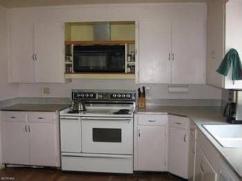 4th image of 2025 N Ashland Ave