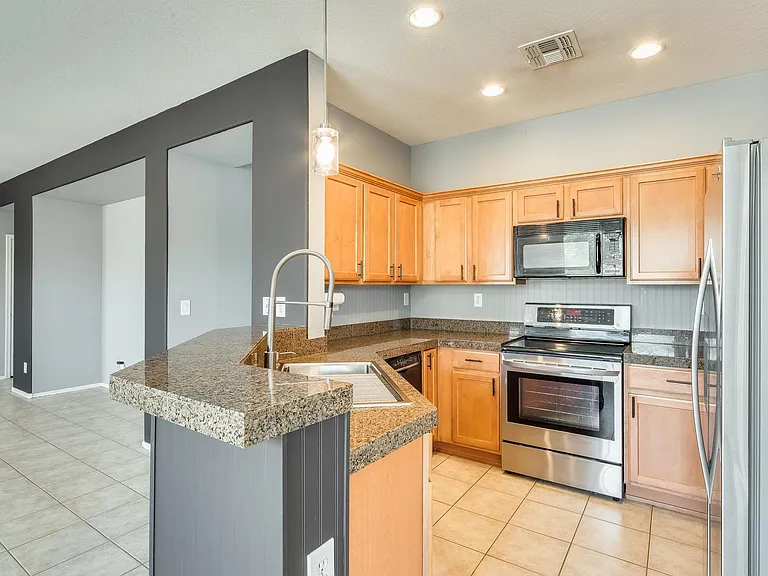 39534 N Bent Creek Ct — Photo 10