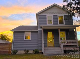 34 Gudger Rd, Candler, NC 28715