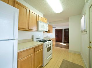 1297 W 58th St APT 4, Cleveland, OH 44102