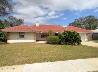 450 Rio Casa Dr N, Melbourne, FL 32903