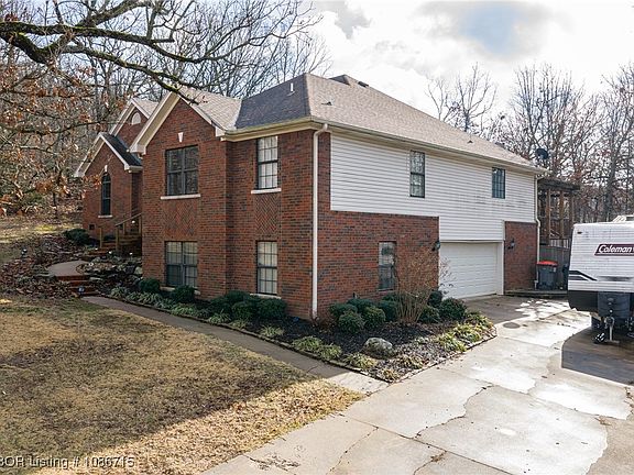2nd image of 1222 Brookside Dr