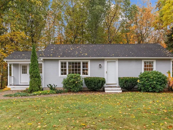 196 Linden St, Berlin, MA 01503