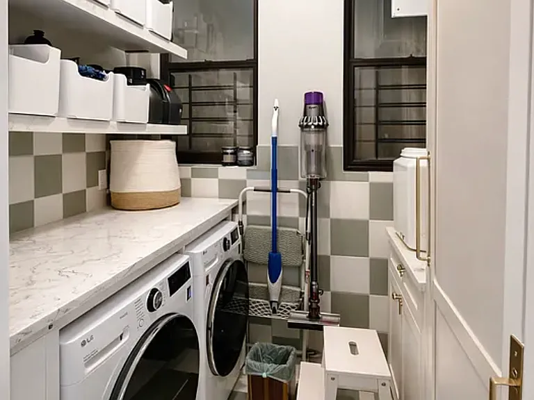 158 7th Ave #2 — Photo 8