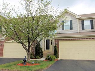 2302 Stonegate Rd, Algonquin, IL 60102