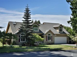 5690 Carie Ln, Freeland, WA 98249