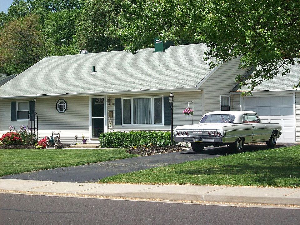 411 Austin Dr, Fairless Hills, PA 19030 Zillow