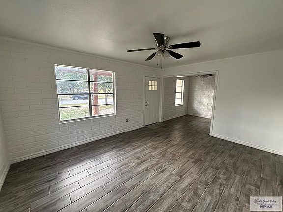4th image of 1330 Greenway St
