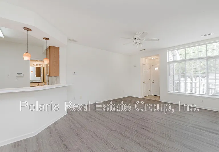 8422 Enclave Blvd — Photo 7