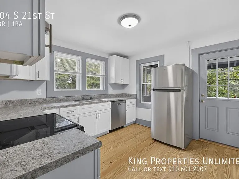 104 S 21st St — Photo 14