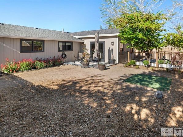 215 E Applegate Way, Carson City, NV 89706