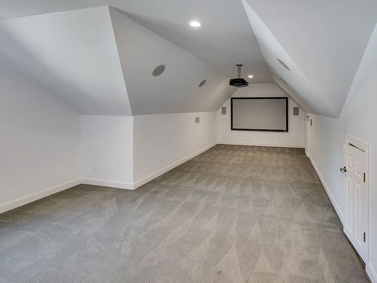 1449 Willowbrooke Cir — Photo 45