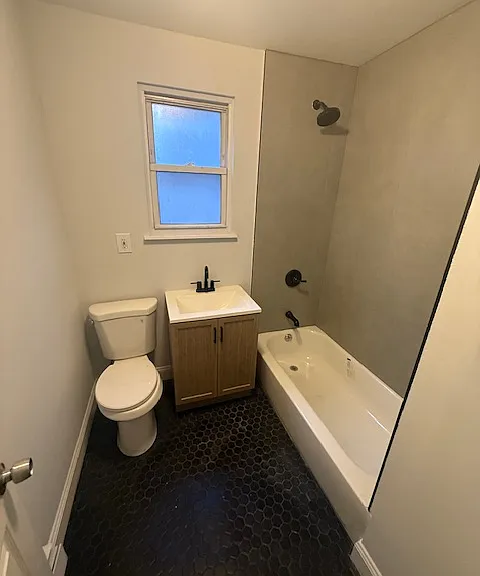 939 Fteley Ave #1 — Photo 3