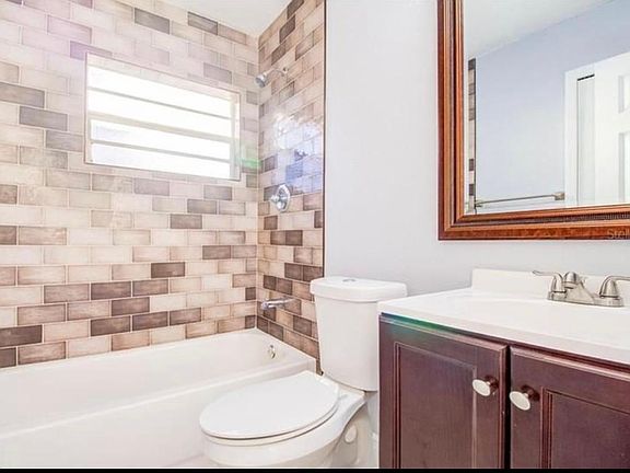 5th image of 4502 W Paxton Ave