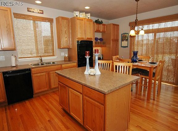Large Island Kitchen