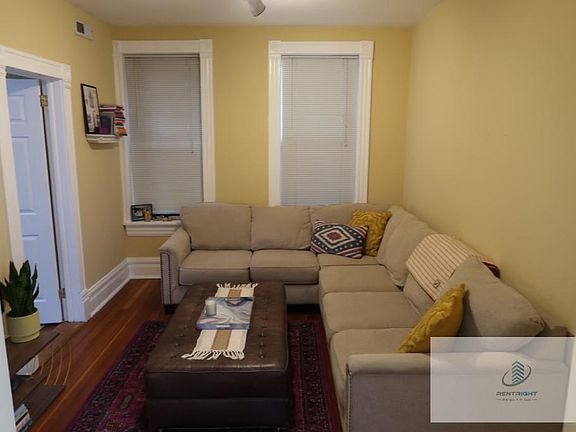 4th image of 1311 N Bosworth Ave APT 2M