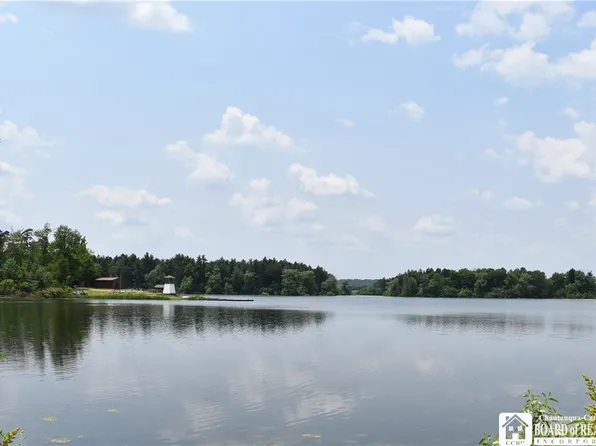 2212 Toll Rd, Phelps, NY 14532