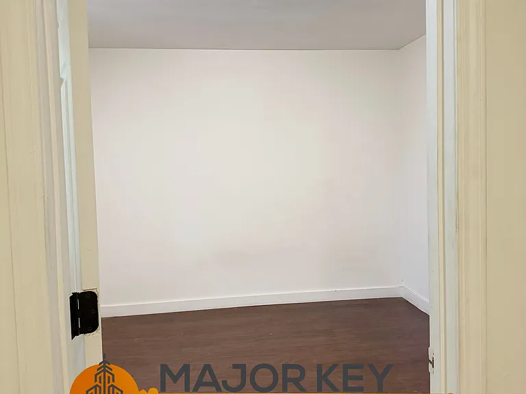 4555 Sugarloaf Pkwy — Photo 38