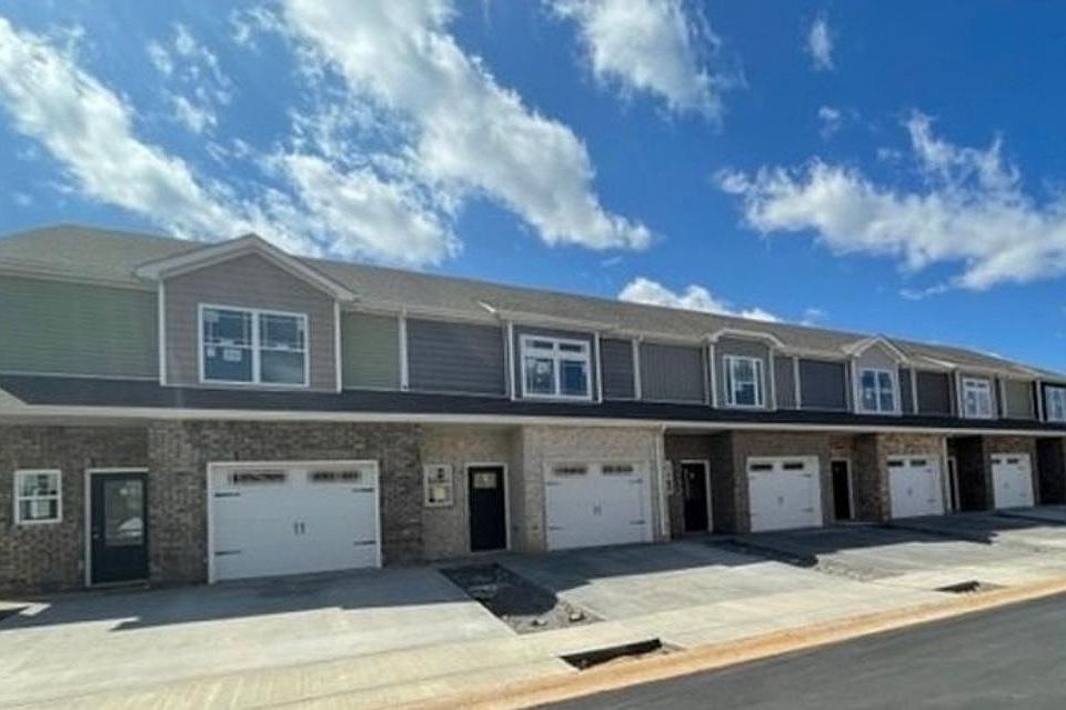 1st image of 308 Fallow Cir #308
