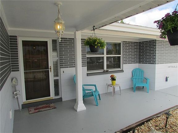 Nice Front Porch Sitting Area