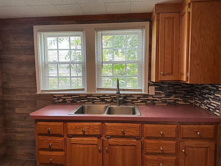 420 W Mountain Dr — Photo 7