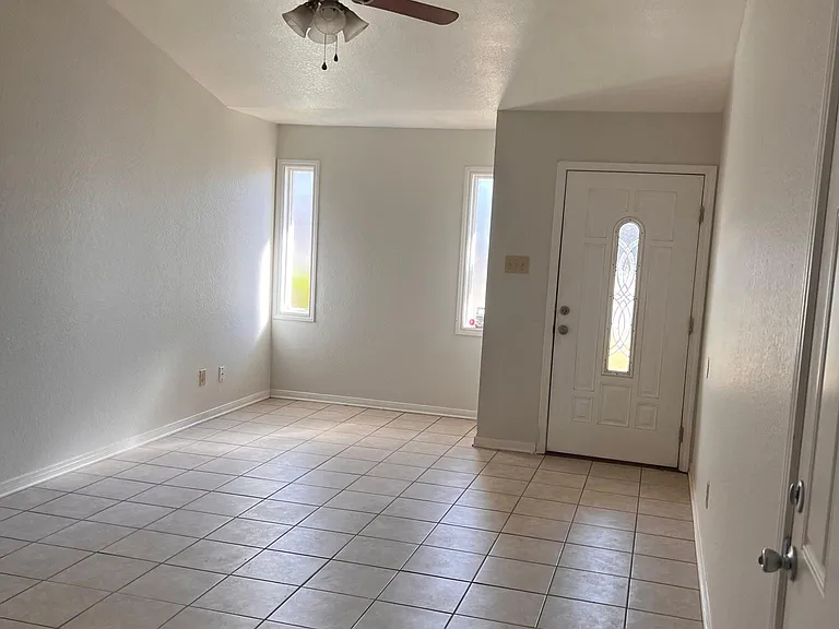 4106 Shawn Dr #B — Photo 10